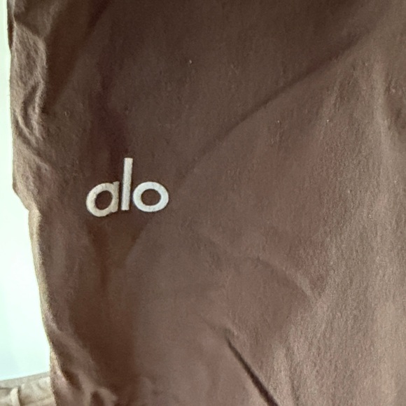 ALO Yoga Men's Dark Brown joggers - Picture 3 of 4